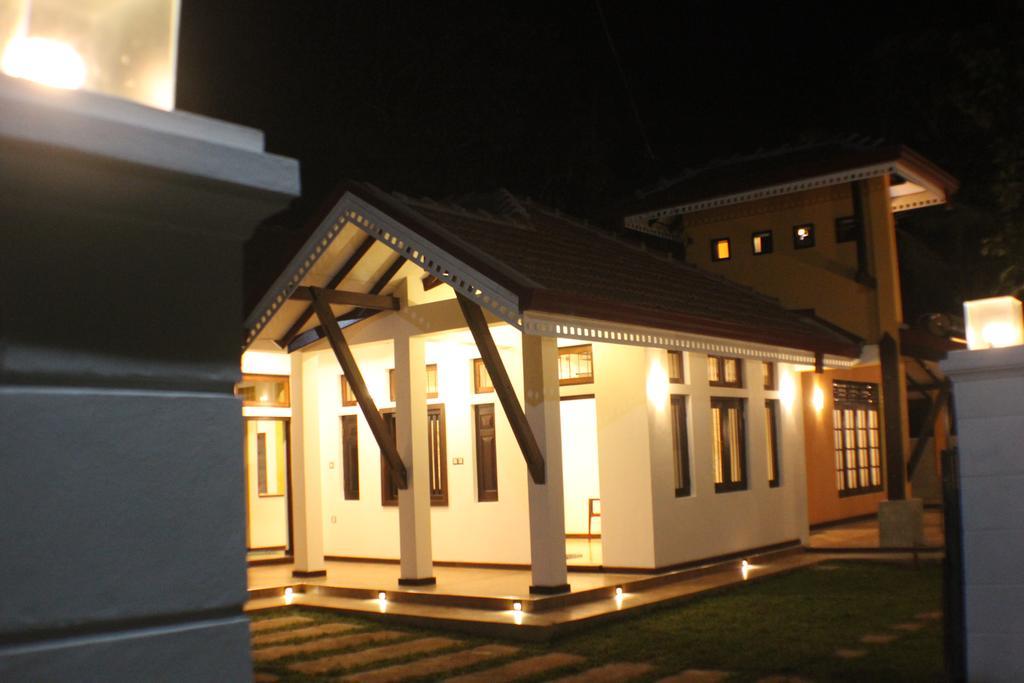 Sayo Villa Kochchikade Kültér fotó